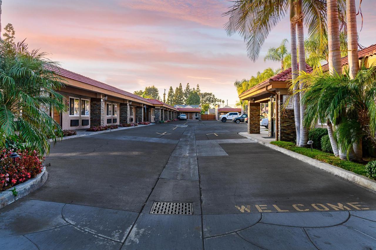 Hyland Inn Brea Exterior foto