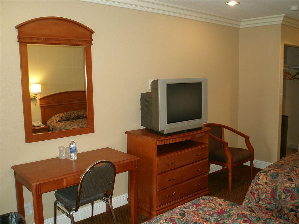 Hyland Inn Brea Cameră foto