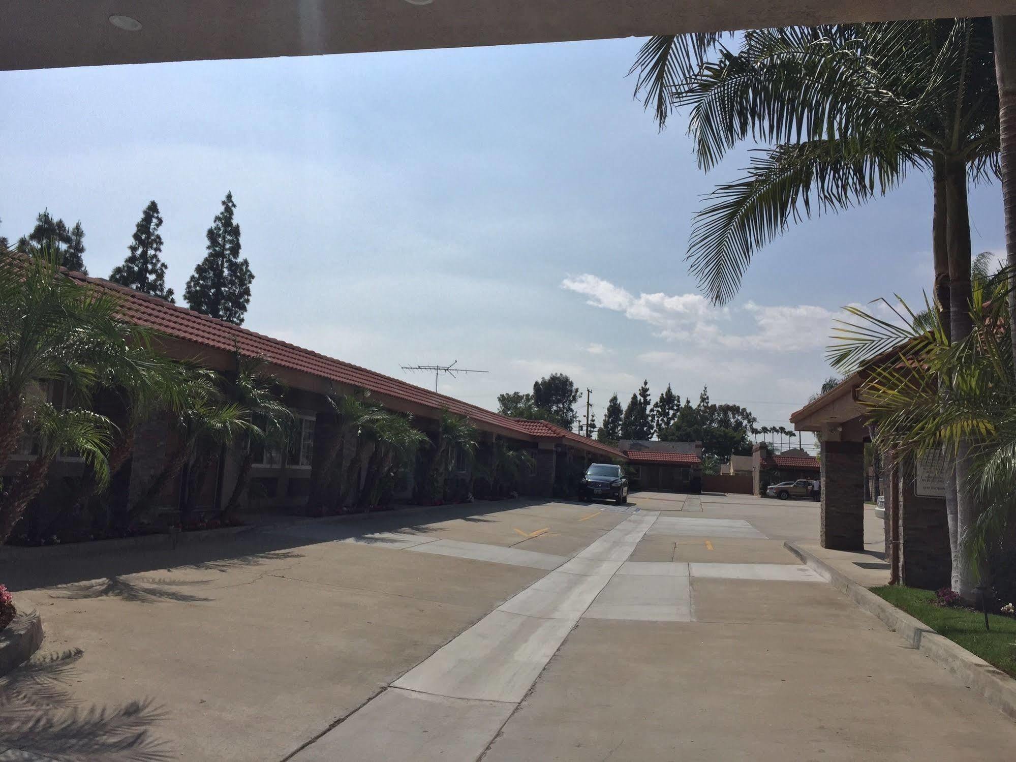 Hyland Inn Brea Exterior foto